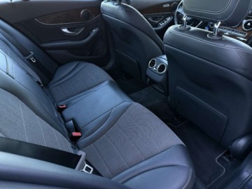 Mercedes Klasa C W205 Limuzyna 180 156KM 2014 Mercedes-Benz Klasa C C 180 CGI Avantgarde Nawigacja Full Led Alu PDC Gwar, zdjęcie 31