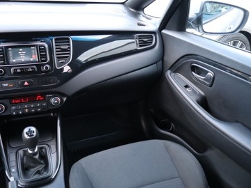 Kia Carens IV Minivan Facelifting 1.7 VGT CRDI 115KM 2017 Kia Carens 1.7 CRDi, Klima, Klimatronic, Tempomat, zdjęcie 7