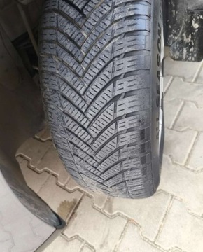 Peugeot 2008 I SUV 1.2 VTi 82KM 2014 Peugeot 2008 Peugeot 2008 1.2 VTi Allure 1.2 Benzyna 82KM, zdjęcie 21