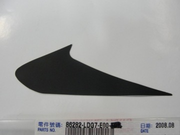 NAKLEJKA PRAWA PRZEDNIEJ OBUDOWY KYMCO XCITING R500