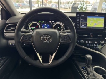 Toyota Camry IX Sedan 2.5 Hybrid Dynamic Force 218KM 2022 Toyota Camry Executive Nawigacja Skorzana tapicerka Kamera cofania Car, zdjęcie 13