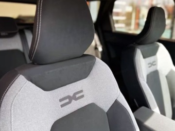 Dacia Bigster 1.2 mild hybrid 140 140KM 2026 Od ręki - Journey LPG 1.2 mHEV 140KM / Pakiet Parking, Zimowy Plus, zdjęcie 5