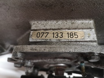 AUDI VW KOLEKTOR SACÍ/ZBĚRNÉ DO MOTORU V8 077133185