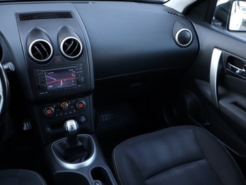 Nissan Qashqai I Crossover 1.6 Start/Stop 117KM 2011 Nissan Qashqai 1.6, Navi, Klima, Klimatronic, zdjęcie 7