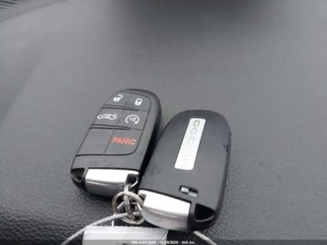 Dodge Challenger III 2018 Dodge Challenger 3.6 V6 305 KM Pentastar, 4x4, wersja SXT, skora, prosta n, zdjęcie 13