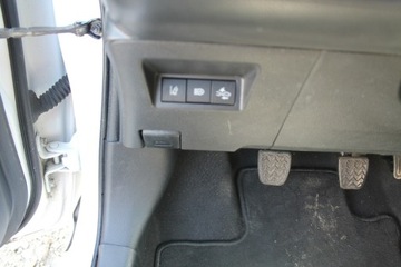 Toyota Yaris III 2018 Toyota Yaris ROK 2018 POJ 1,0 72KM, zdjęcie 18