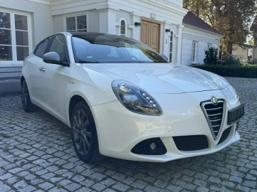 Alfa Romeo Giulietta Nuova II Hatchback 5d 1.4 TB 16V 105KM 2013 Alfa Romeo Giulietta Veloce Limited Edition, zdjęcie 1