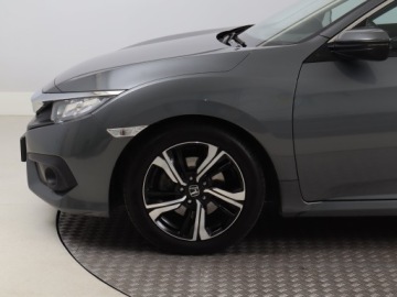 Honda Civic X Sedan 4d 1.5 VTEC Turbo 182KM 2017 Honda Civic 1.5 VTEC, Salon Polska, Serwis ASO, zdjęcie 14