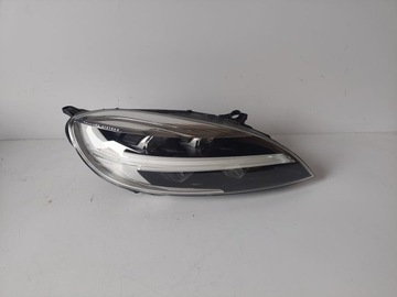 VOLVO V40 II 12- LAMPA PRAWA PRZÓD FULL LED