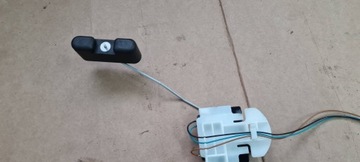 S5 8W A5 CZUJNIK POZIOMU PALIWA BENZYNA 3.0 TFSI 8W0919047B S4 B9 8W A4