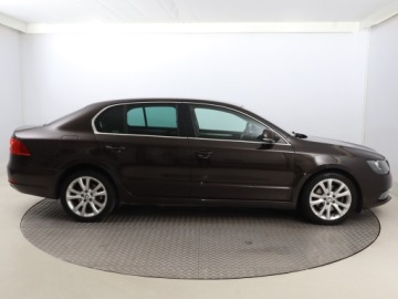 Skoda Superb II Sedan 2.0 TDI CR DPF 170KM 2013 Skoda Superb 2.0 TDI, Salon Polska, 167 KM, DSG, zdjęcie 5