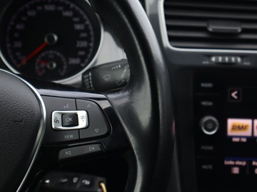 Volkswagen Golf VII Hatchback 3d Facelifting 1.0 TSI 115KM 2018 VW Golf 1.0 TSI, Salon Polska, Klima, Klimatronic, zdjęcie 16