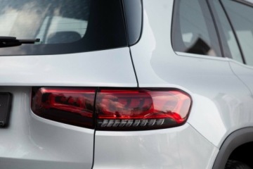 Mercedes GLB SUV 1.3 180 136KM 2021 Mercedes-Benz GLB 180 Style 7G-DCT Salon PL Autotrade 1.3 Benzyna 136KM, zdjęcie 9