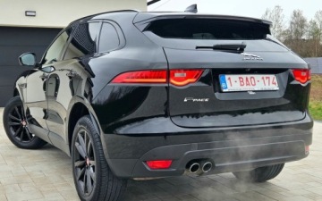Jaguar F-Pace SUV 2.0 i4D 180KM 2017 Jaguar F-Pace Bezwypadkowy,Niski przebieg,Serwisowany,Polecam 2.0 Diesel, zdjęcie 3