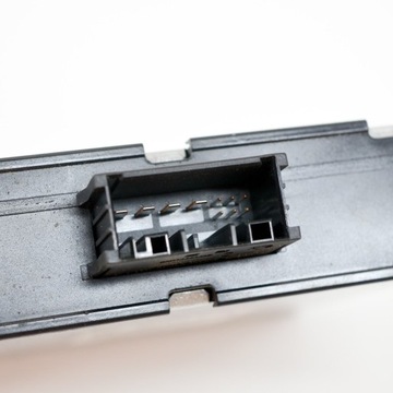 8ES00947901 JINÉ MODUL M 309 2011 BMW 3 COUPE (E92)