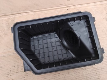 HYUNDAI I40 KOMBI 12R 1.7 CRDI POUZDRO FILTRU VZDUCHU