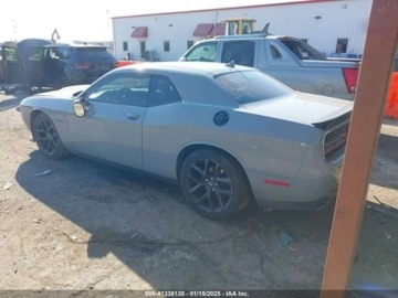 Dodge Challenger III 2021 Dodge Challenger R.T 2021 5.7l 5.7 Benzyna 372KM, zdjęcie 4