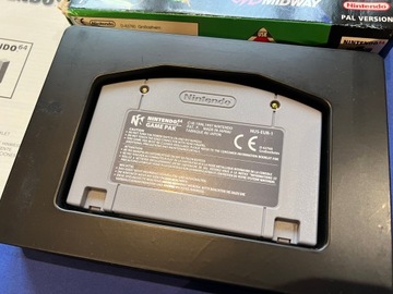 Игра WAR GODS для Nintendo 64, в хорошем состоянии.