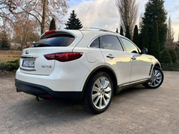 Infiniti QX70 3.7 V6 320KM 2017 Infiniti QX70 S Premium 3.7 V6 320KM | PO REMONCIE, zdjęcie 5