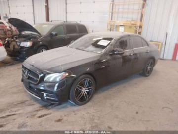 Mercedes Klasa E W213 2020 Mercedes-Benz Klasa E Amg e 53 4matic 3.0 Benzyna 429KM, zdjęcie 3