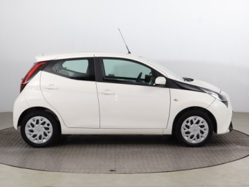 Toyota Aygo II Hatchback 3d Facelifting 1.0 VVT-i 72KM 2020 Toyota Aygo 1.0 VVT-i, Salon Polska, GAZ, VAT 23%, zdjęcie 5