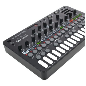 Sonicware LIVEN 8-битные искажения