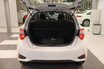 Toyota Yaris III Hatchback 5d Facelifting 2017 1.0 VVT-i 72KM 2020 Toyota Yaris 1.0 Active BenzynaLPG 72KM, zdjęcie 18