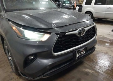 Toyota Highlander III 2021 Toyota Highlander XLE, V6, od ubezpieczalni 3.5 Benzyna 295KM, zdjęcie 1