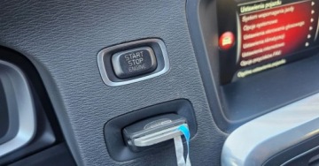 Volvo V60 I 2016 Volvo V60 2.0 Moc 240 KM benzyna - GAZ 2.0 Benzyna 240KM, zdjęcie 36