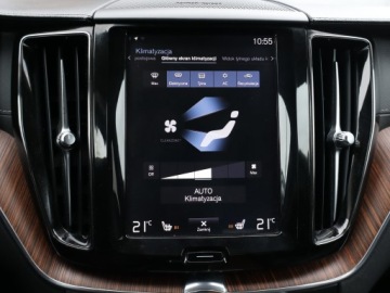 Volvo XC60 II Crossover D4 190KM 2019 Volvo XC60 D4, Salon Polska, Serwis ASO, 187 KM, zdjęcie 15