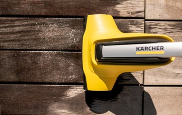 Аккумуляторная щетка для чистки тротуарной плитки и террас Karcher PCL 3-18