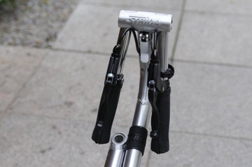 Складывающий велосипед Strida SX на Zebat / щетком ремне