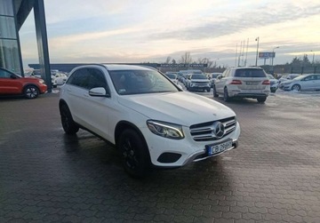 Mercedes GLC C253 SUV 2.1 220 d 170KM 2018 Mercedes-Benz GLC Salon Polska. Udokumentowany serwis 2.1 Diesel 170KM, zdjęcie 1