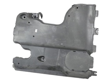 KRYT PODVOZKU PRAVÁ 5QA825206A VW TOURAN III 5T0