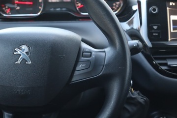 Peugeot 208 I Hatchback 3d 1.2 VTI 82KM 2013 Peugeot 208 1.2 PureTech, Klima, Tempomat, zdjęcie 16