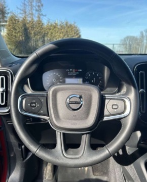 Volvo XC40 2021 Volvo XC 40 Volvo XC 40 T5 AWD Momentum 2.0 Benzyna 247KM, zdjęcie 12