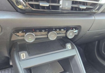 Citroen 2023 Citroen C4X Feel Pack, bezwypadkowy, Serwis ASO, Salon PL, FVAT23 1.2, zdjęcie 21
