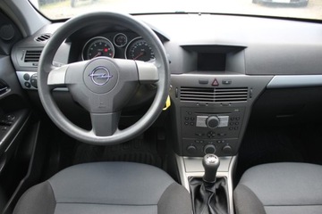 Opel Astra H Kombi 1.4 TWINPORT ecoFLEX 90KM 2005 Opel Astra Opel Astra H Udokumentowany Stan Licznika Wzorowy Stan Tech.WAR, zdjęcie 18