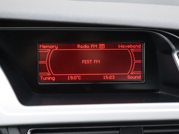 Audi A4 B8 Limousine 1.8 TFSI 120KM 2009 Audi A4 1.8 TFSI, Xenon, Klima, Klimatronic, zdjęcie 12