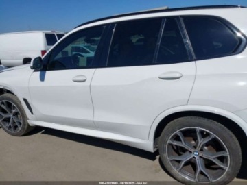 BMW X5 G05 2022 BMW X5 xDrive40I 2022 3.0l 3.0 Benzyna 335KM, zdjęcie 2