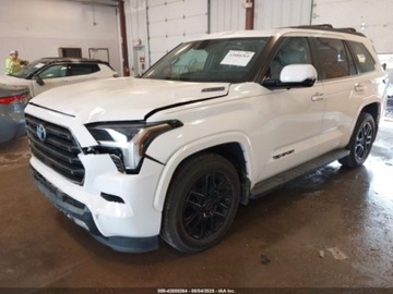 Toyota Sequoia II 2024 Toyota Sequoia Sr5 4x4 3.4 Hybryda 437KM, zdjęcie 1