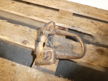 SPONA DRŽÁKY PÉRO VW AMAROK 2H0599175