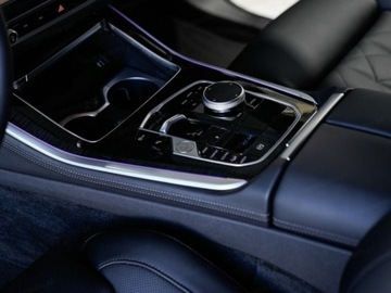 BMW X5 G05 SUV Facelifting 3.0 30d 298KM 2025 BMW X5 xDrive30d Sport Suv 2.0 (298KM) 2025, zdjęcie 12