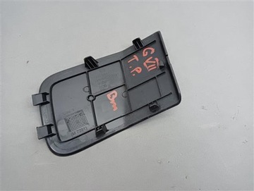 OSŁONA ZAŚLEPKA KLAPY PRAWA VW GOLF VII 5G6867658