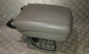 Кожаный подлокотник Porsche Cayenne, вещевой туннель