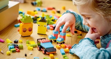 LEGO CLASSIC Творческое развлечение с неоновыми цветами