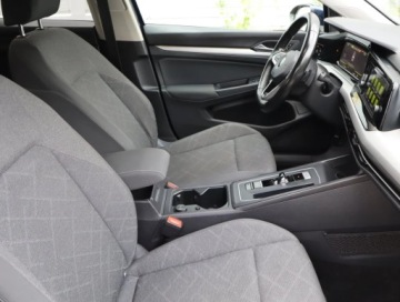 Volkswagen Golf VII Hatchback 5d Facelifting 1.5 TSI ACT 150KM 2020 VW Golf 1.5 eTSI, Salon Polska, 1. Właściciel, zdjęcie 8