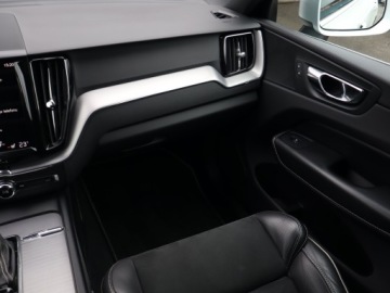 Volvo XC60 II Crossover D4 190KM 2018 Volvo XC60 D4, Salon Polska, Serwis ASO, 187 KM, zdjęcie 7