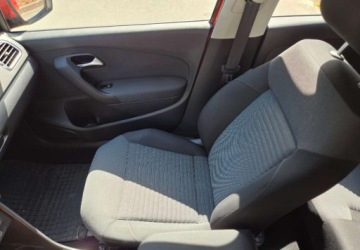 Volkswagen Polo V Hatchback 5d 1.2 70KM 2010 Volkswagen Polo VW POLO kLIMATRONIK 1.2 Benzyna 70KM, zdjęcie 23