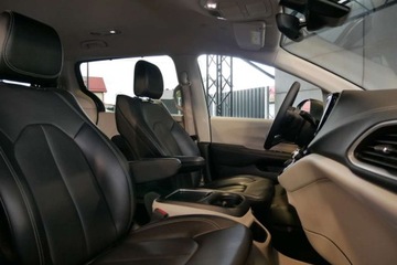 Chrysler Pacifica II 2023 Chrysler Pacifica TouringL Polift Pentastar 3.6L V6 7os. 291KM Radar Cam36, zdjęcie 10